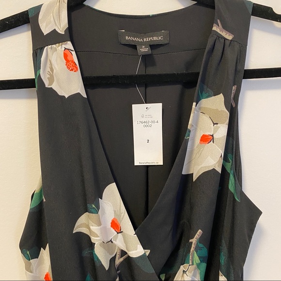 NWT Banana Republic Women’s Floral Maxi Dress 2. - Picture 4 of 6